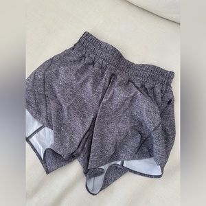 Lululemon gray running shorts size 6
